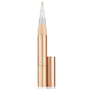 ACTIVE LIGHT UNDER-EYE CONCEALER - Totally Refreshed Steam and Spa